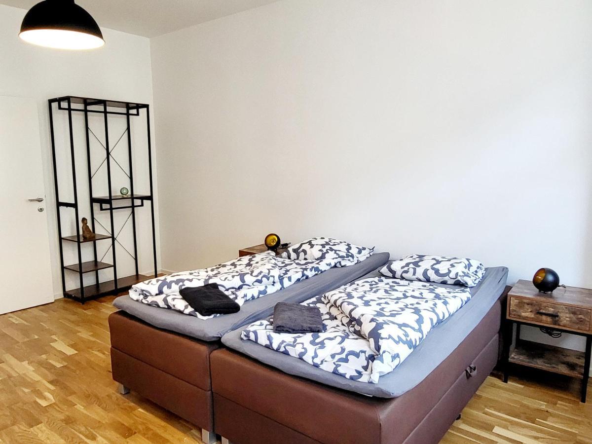 Sunny Apartment With 1 Balcony Wien Eksteriør billede